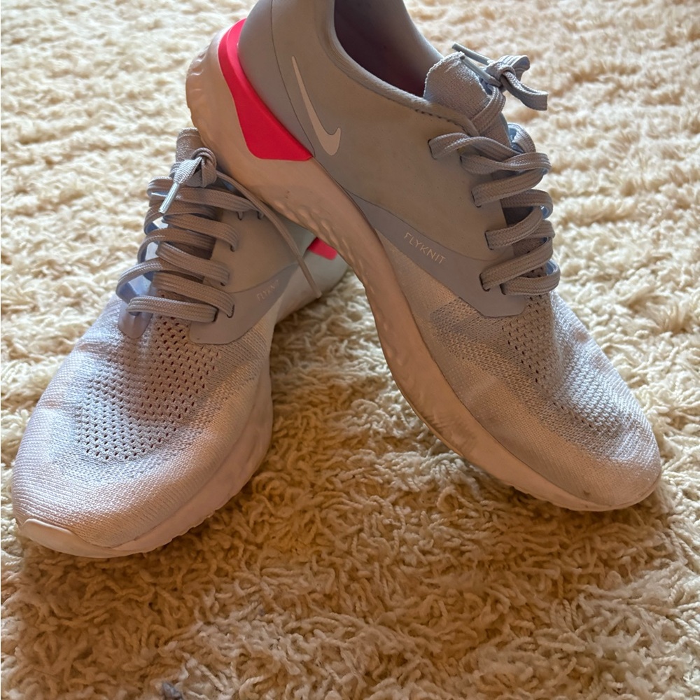 Nike Women's Athletic Shoes in Gray and Red
